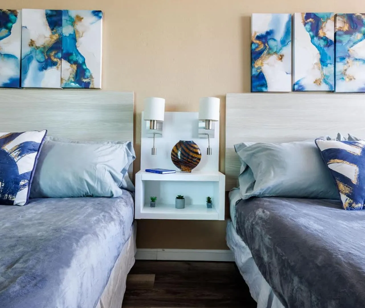 Esj Towers Studio- Beach Access San Juan 0*,  Porto Rico